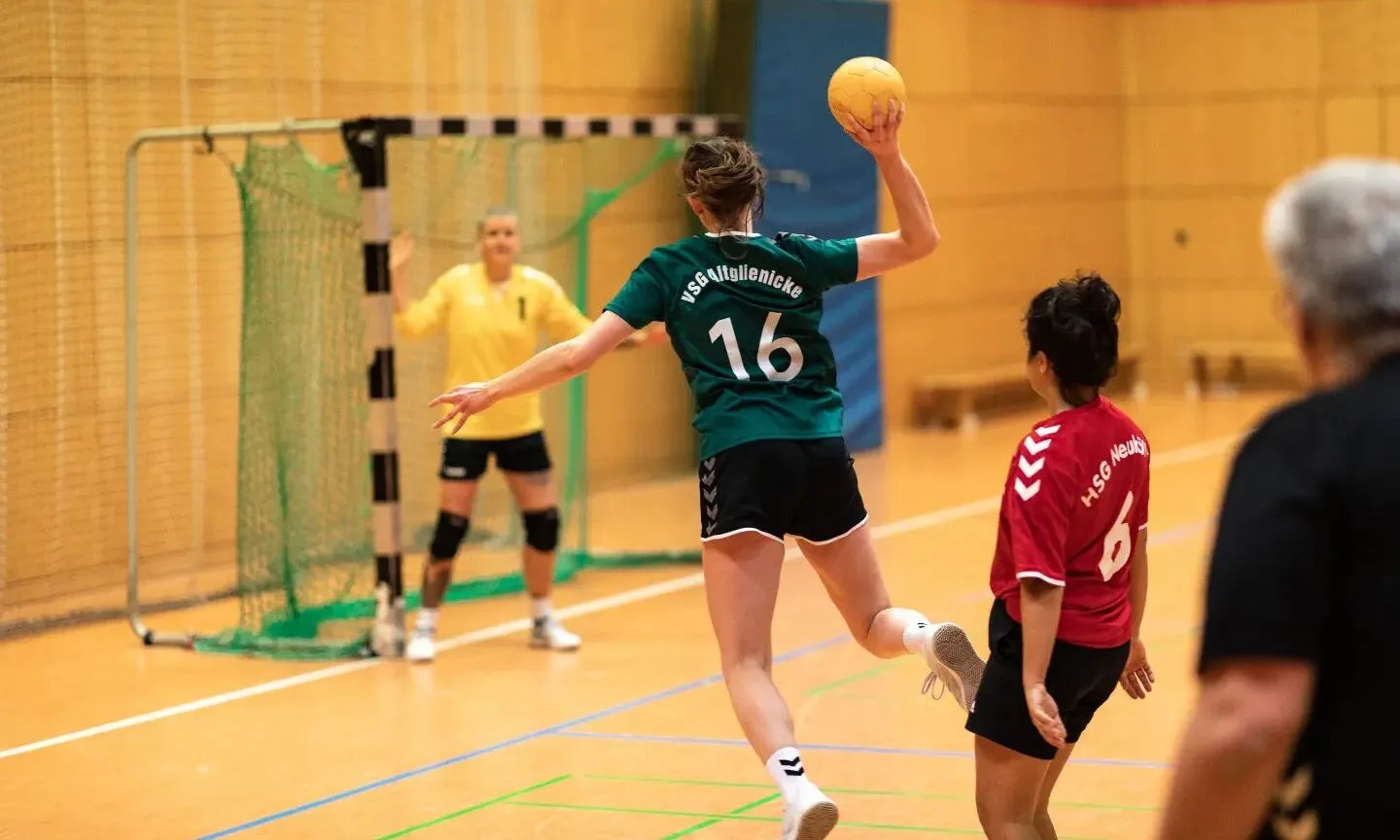 Spielbericht: 4. Frauen vs. VSG Altglienicke • 27:35