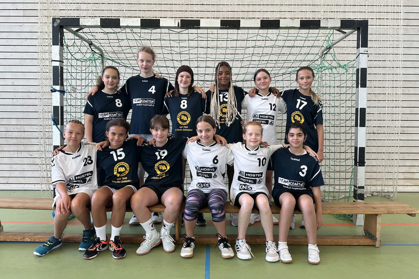Teambild weiblich D